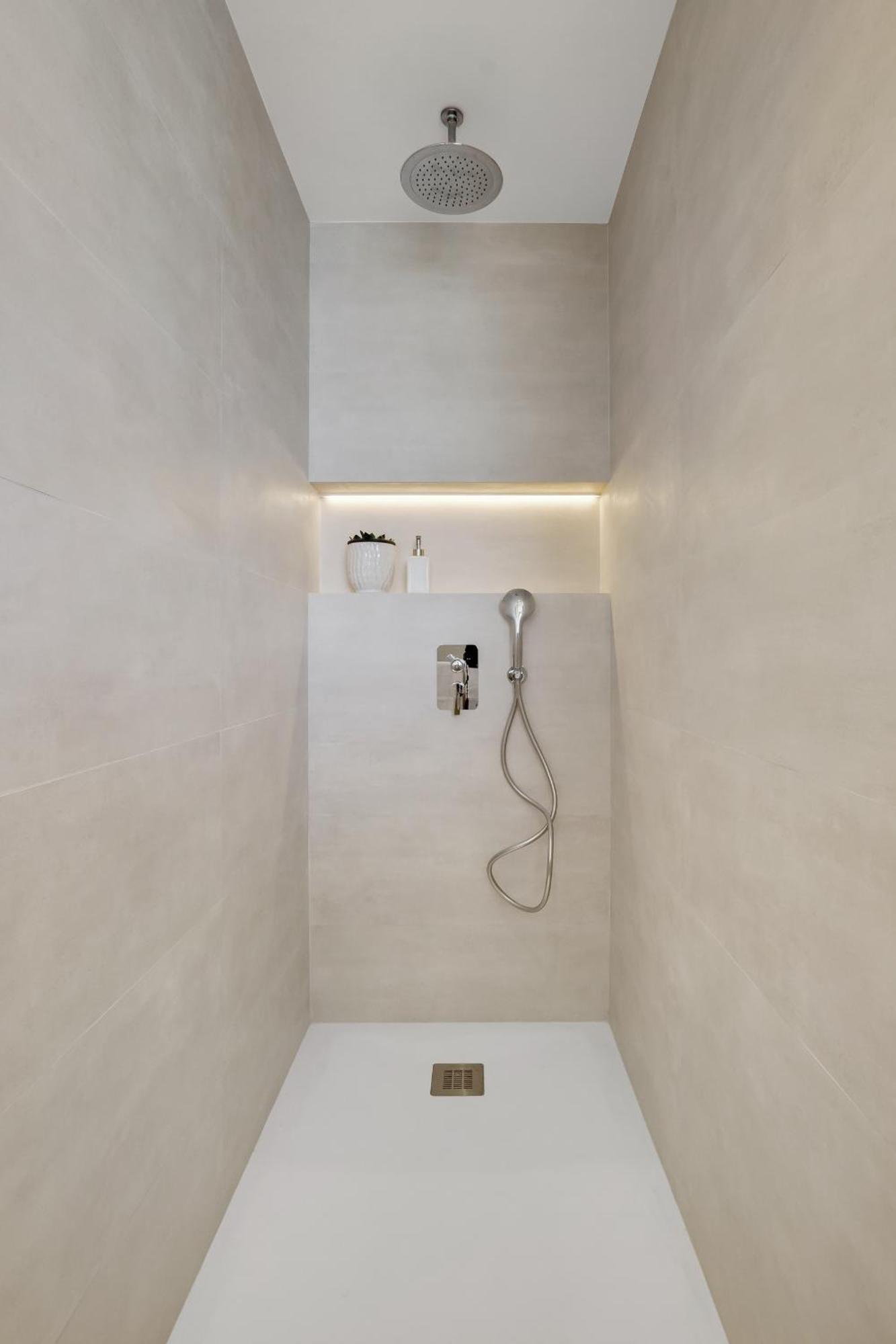 Santa Clara Modern & Exclusive Seafront Apartment Торемолинос Екстериор снимка