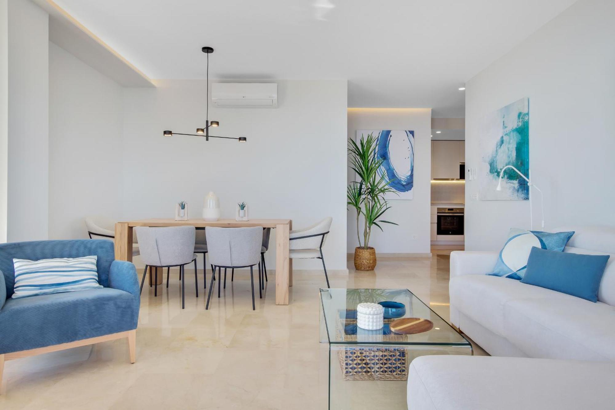 Santa Clara Modern & Exclusive Seafront Apartment Торемолинос Екстериор снимка