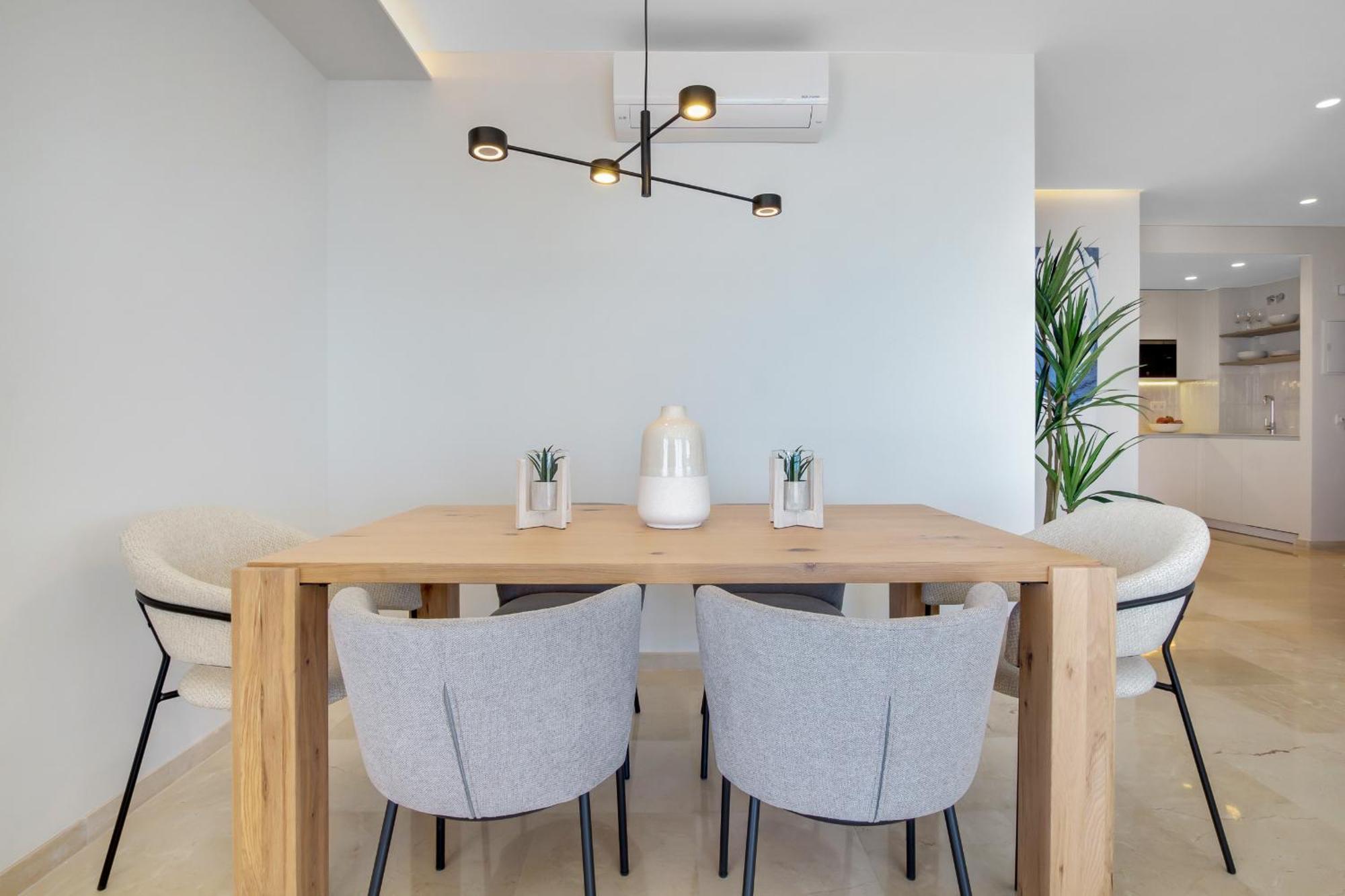 Santa Clara Modern & Exclusive Seafront Apartment Торемолинос Екстериор снимка