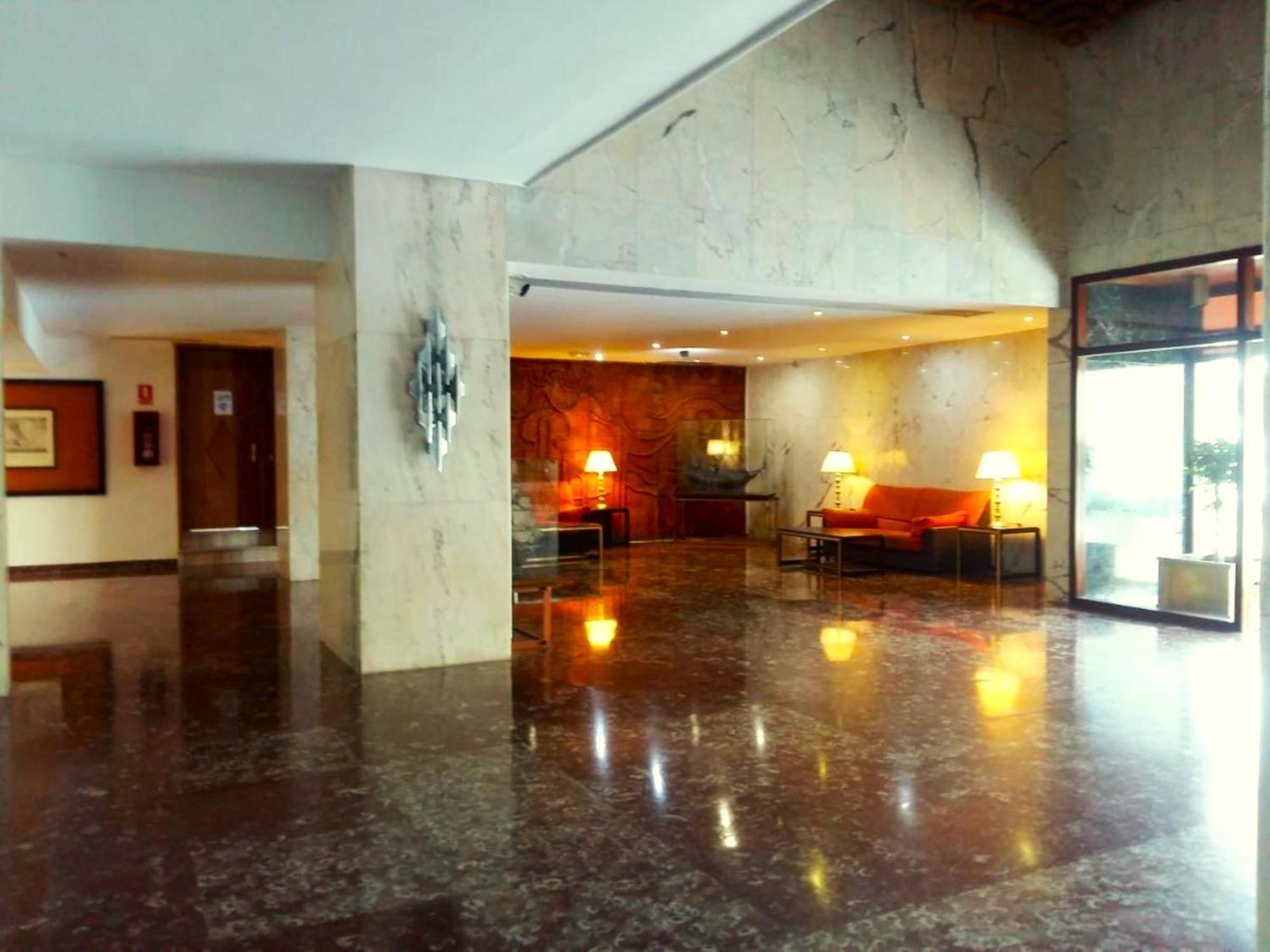 Santa Clara Modern & Exclusive Seafront Apartment Торемолинос Екстериор снимка