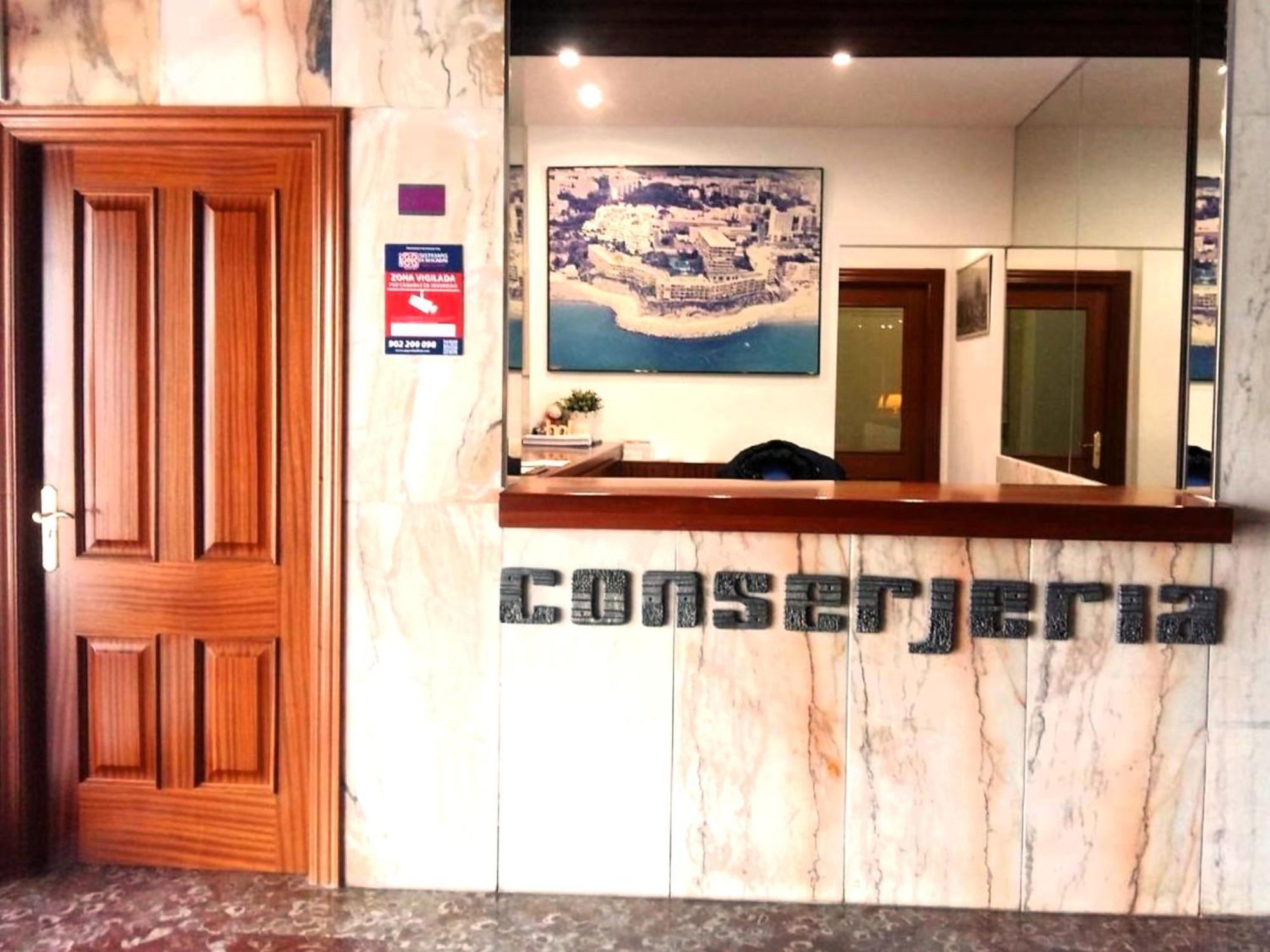 Santa Clara Modern & Exclusive Seafront Apartment Торемолинос Екстериор снимка